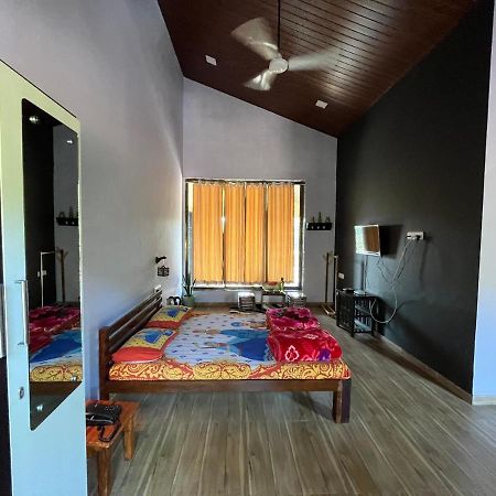 Rutu Enclave Bed & Breakfast Murūd Екстериор снимка