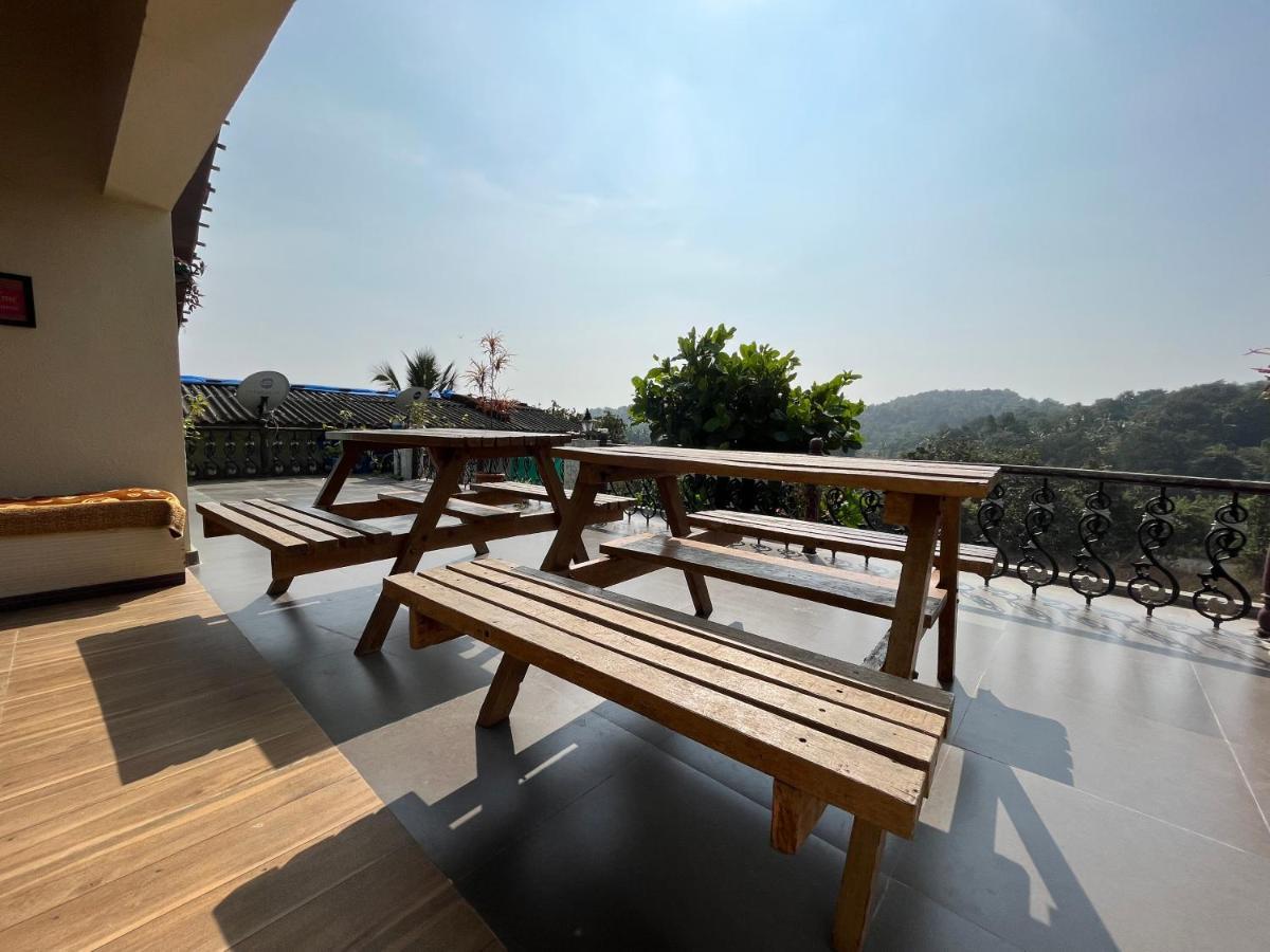 Rutu Enclave Bed & Breakfast Murūd Екстериор снимка