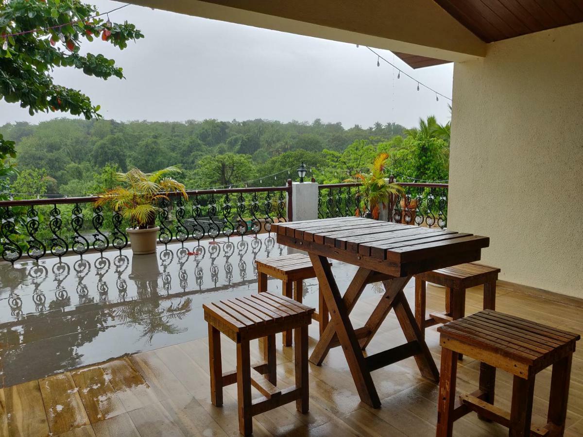Rutu Enclave Bed & Breakfast Murūd Екстериор снимка
