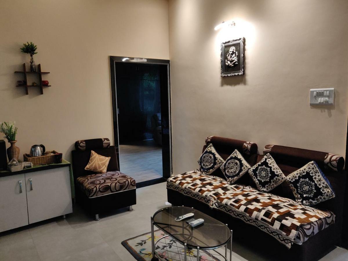 Rutu Enclave Bed & Breakfast Murūd Екстериор снимка